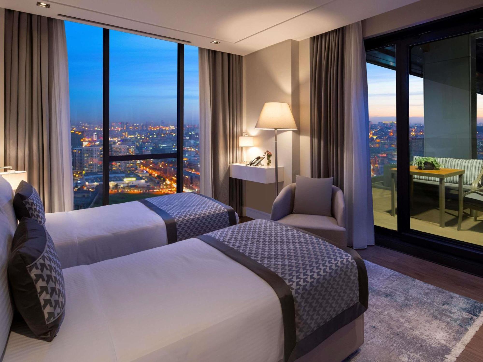 Movenpick Living West
