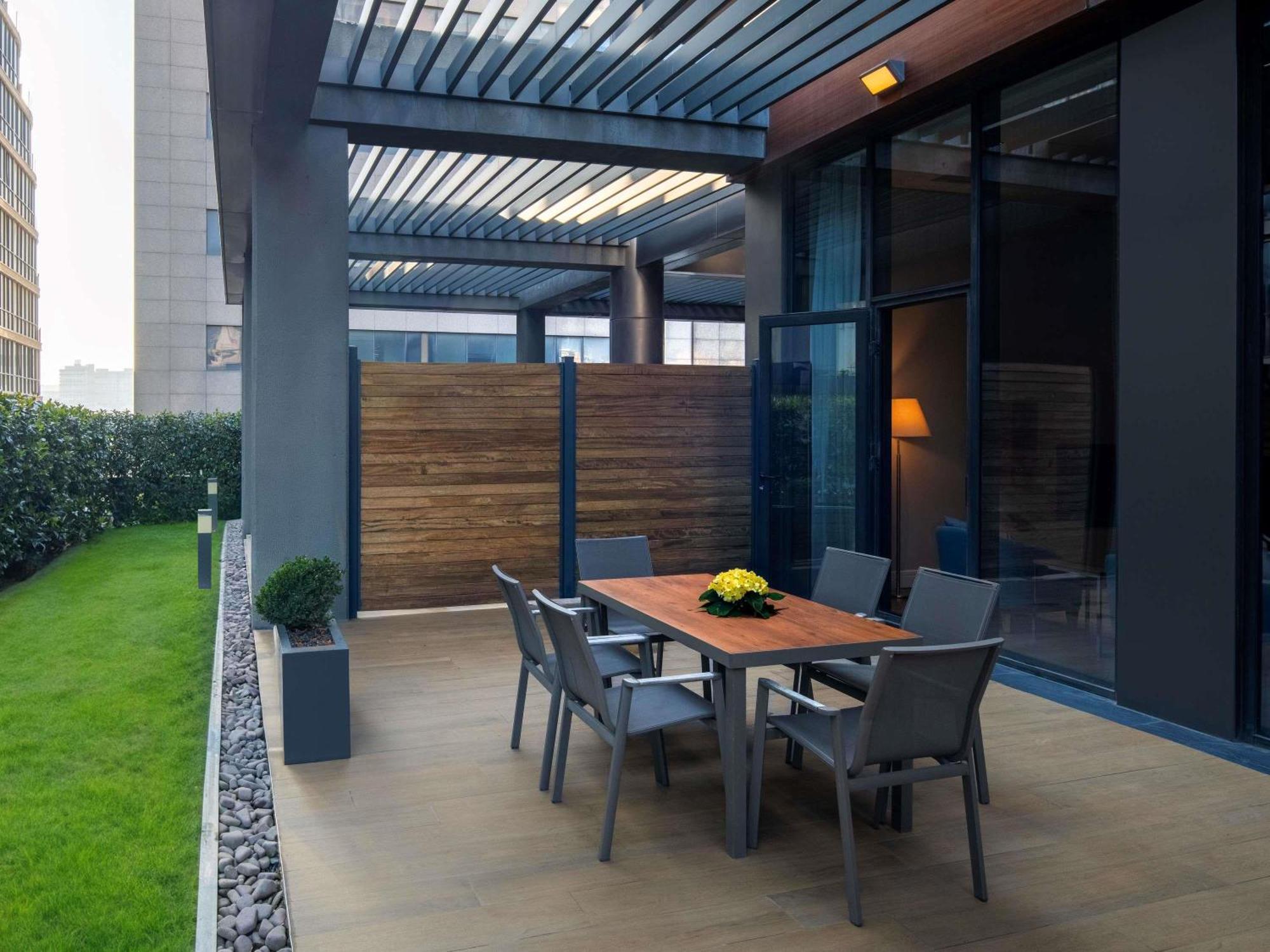 Hotel Movenpick Living West Istanbul