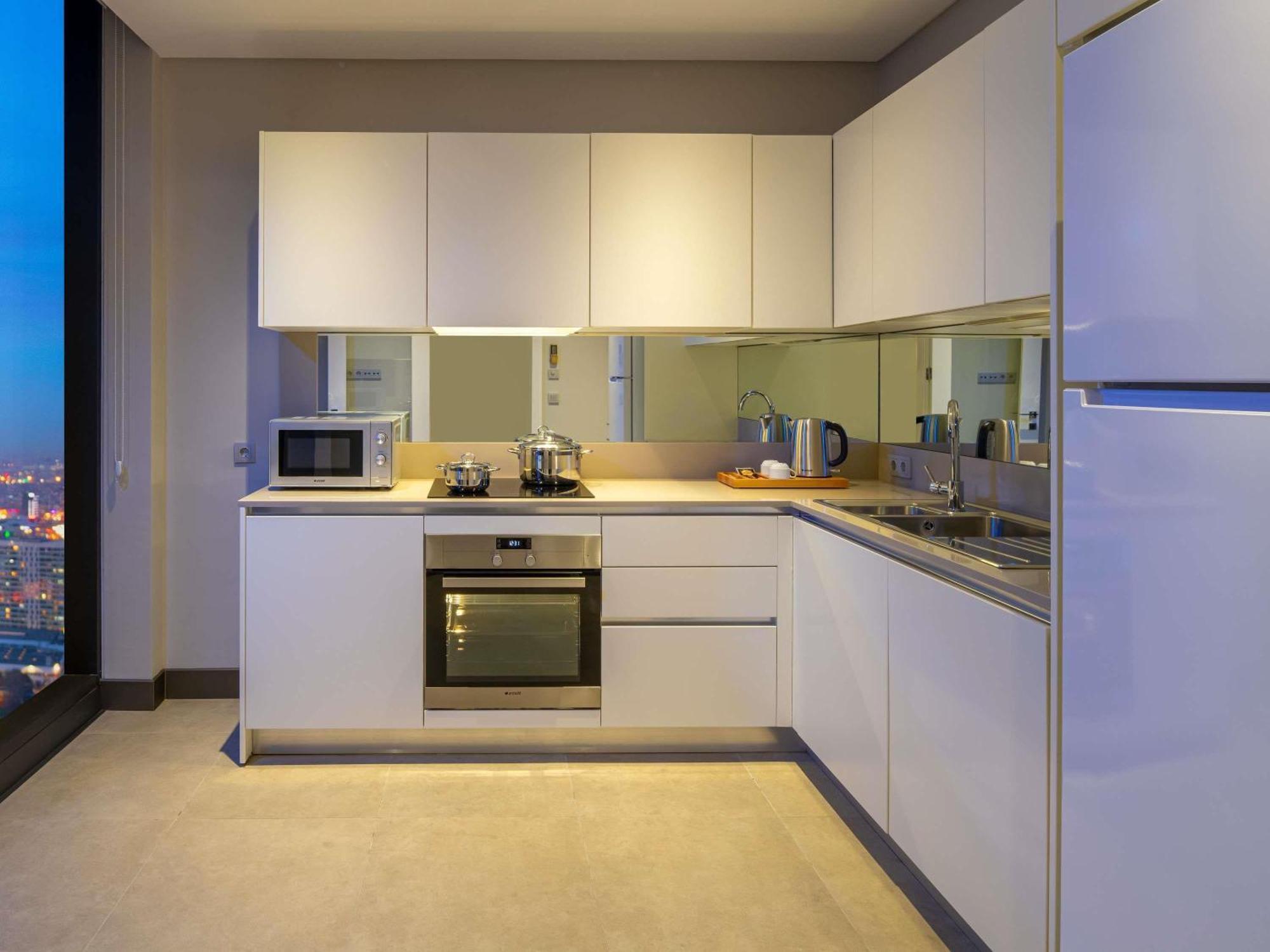 Movenpick Living West 5* Istanbul