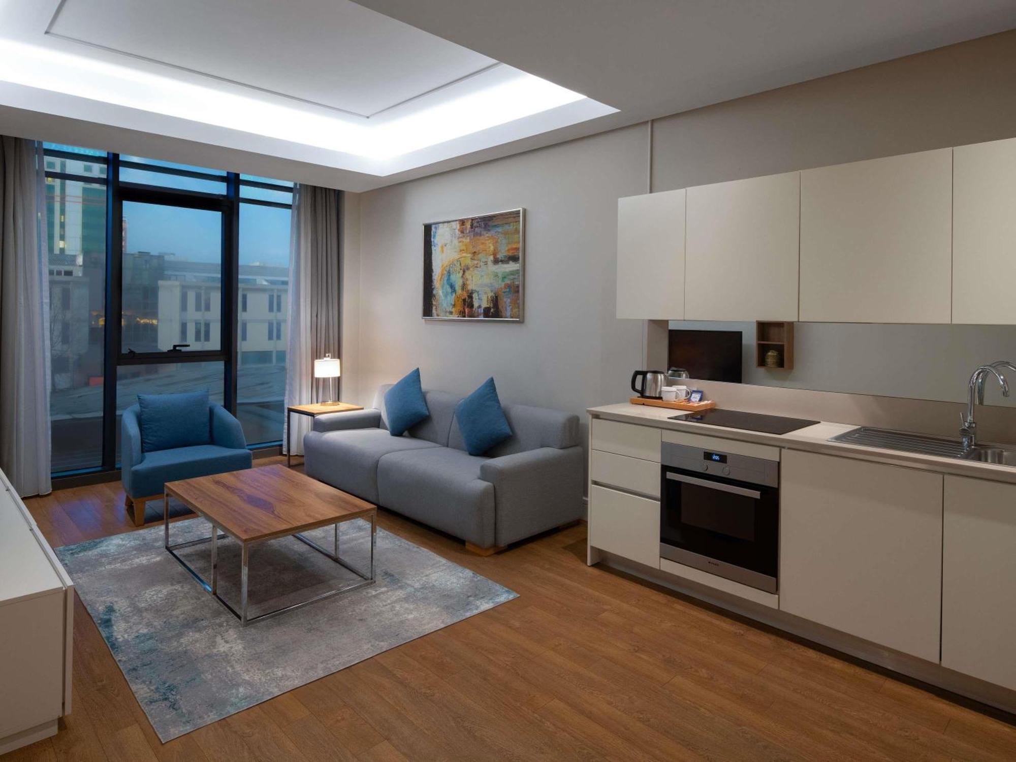 Hotel Movenpick Living West Istanbul